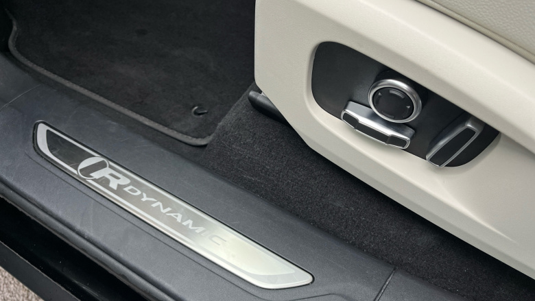 Jaguar F-Pace 2.0 D200 R-Dynamic S 5dr Auto AWD Diesel Estate